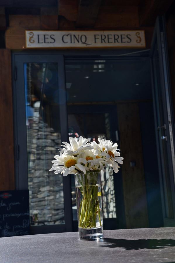 Maison De Famille Les 5 Freres Val-d'Isere Exterior photo