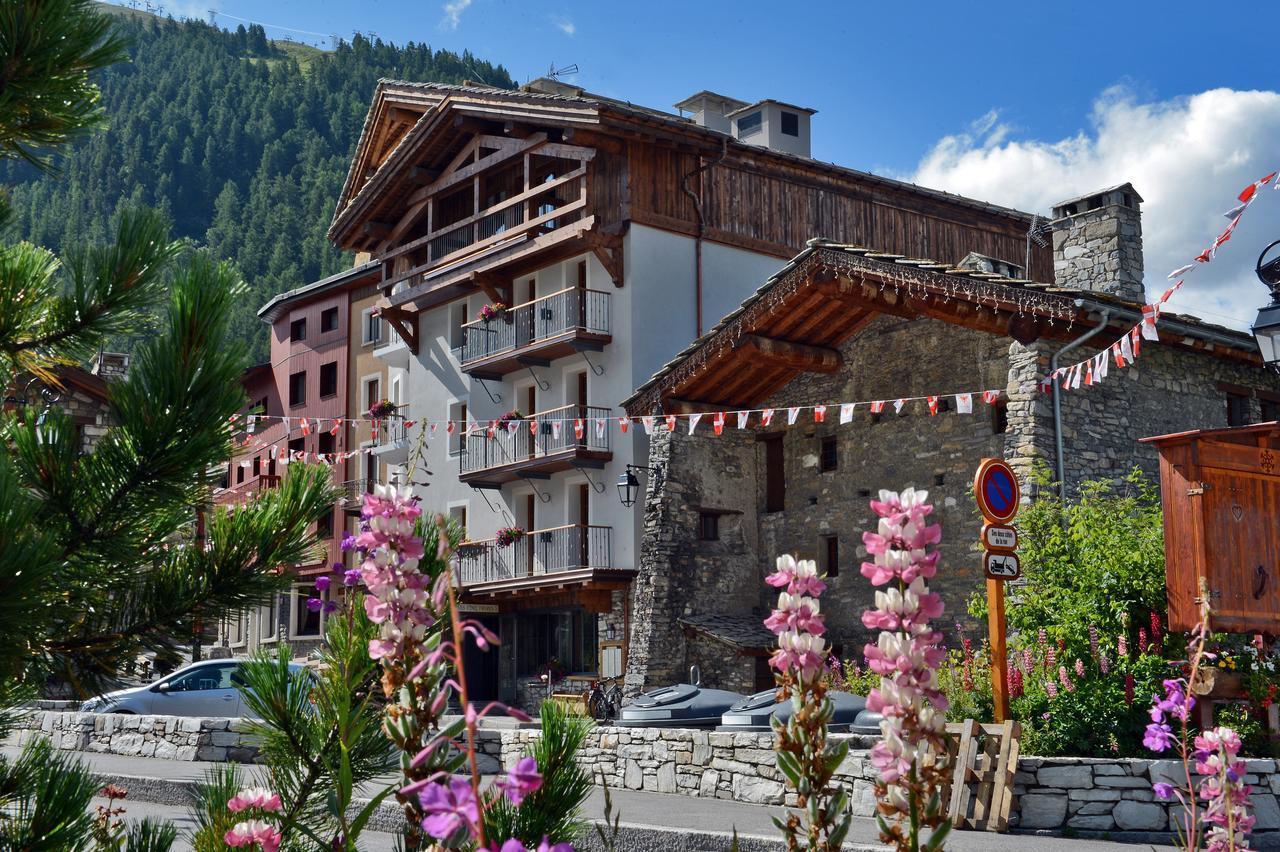 Maison De Famille Les 5 Freres Val-d'Isere Exterior photo