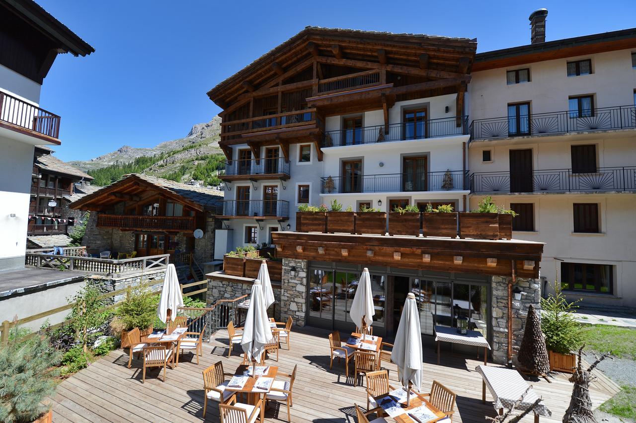 Maison De Famille Les 5 Freres Val-d'Isere Exterior photo